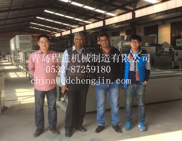 歡迎斯里蘭卡客戶前來我公司參觀乳膠枕頭生產線