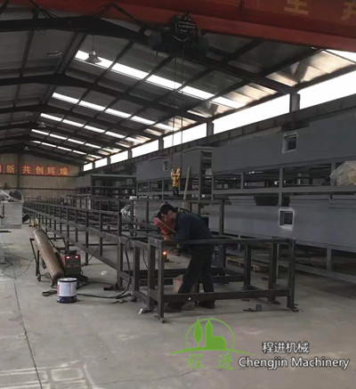 乳膠鞋墊比起其它鞋墊質(zhì)量要好一些嗎乳膠鞋墊機械廠幫你解答